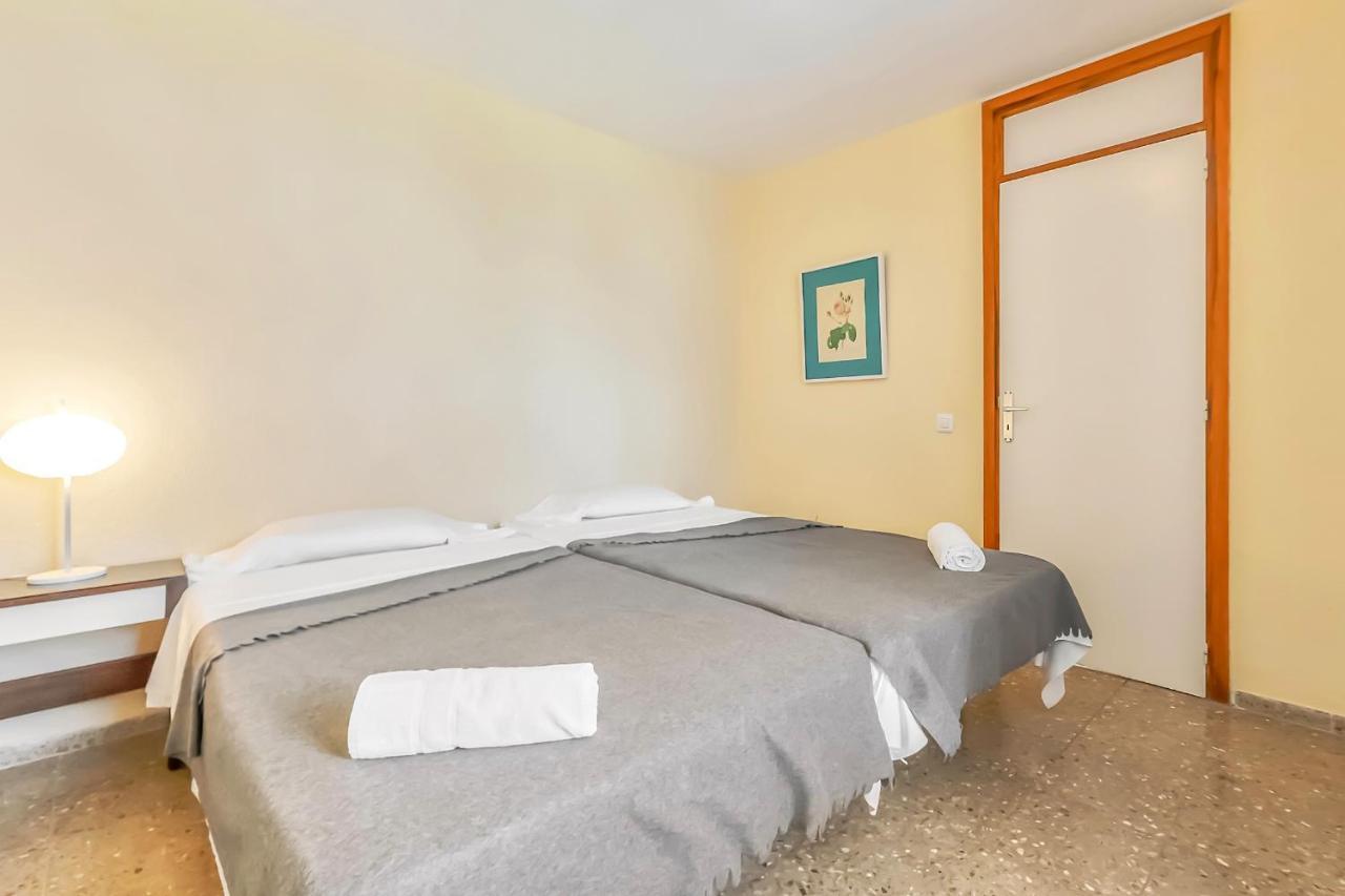 Two Bedroom Apartment, Near Playa De Las Americas, Wifi, Pool Luaran gambar